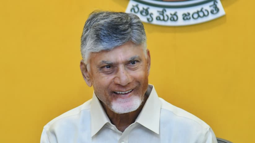 CM Chandrababu held 60th CRDA meeting 
