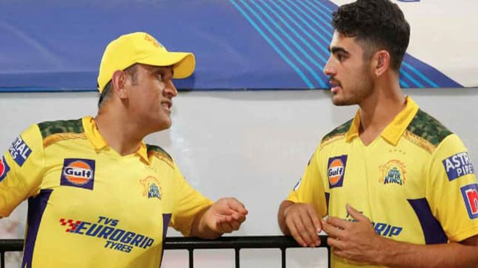 CSK Stars Mother Dies Amid IPL 2026 Heres How MS Dhoni Supported Him