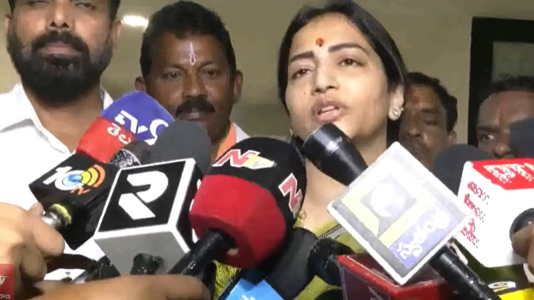 Preeti Reddy clarifies she is not joining BJP