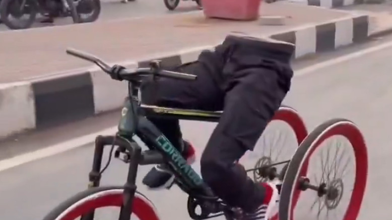 Ghost Ccyle on Surat roads