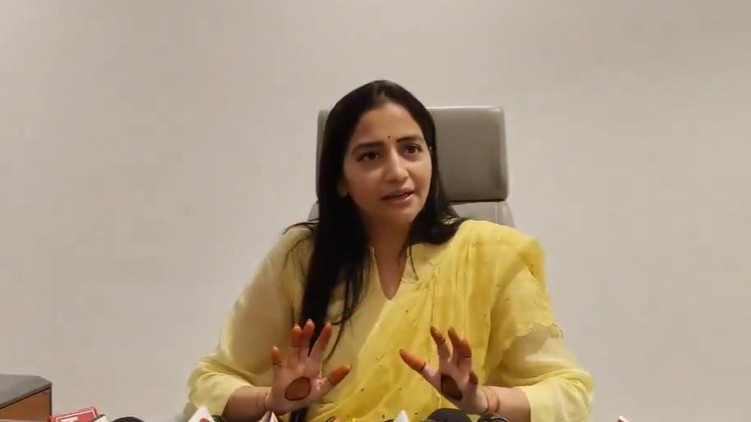 BRS MLA Malla Reddys Daughter Preeti Reddy Visits BJP Office