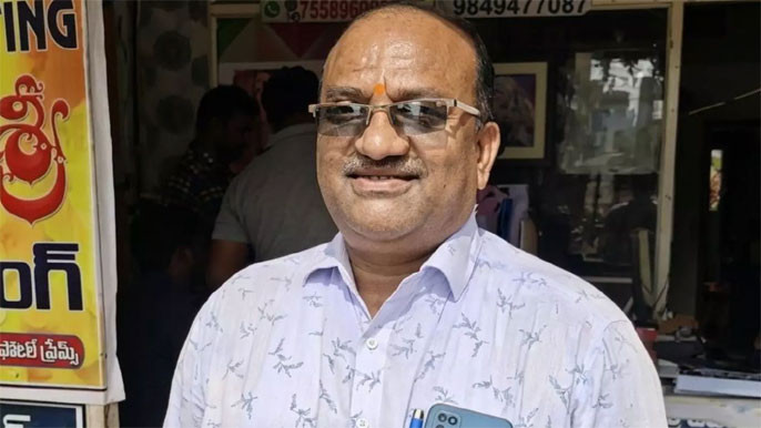 Telangana Govt Announces Ex Gratia For Deceased Tgsrtc Driver Shankar Goud Family