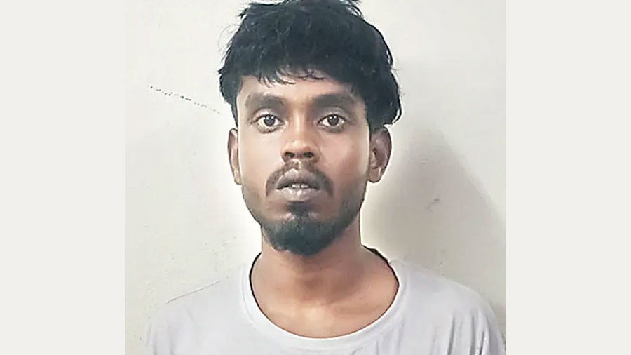 Pasham Srinivas escapes murder attempt by Nayeem  ex aide