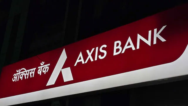 Axis Bank Why 3000 Employees Were Reduced
