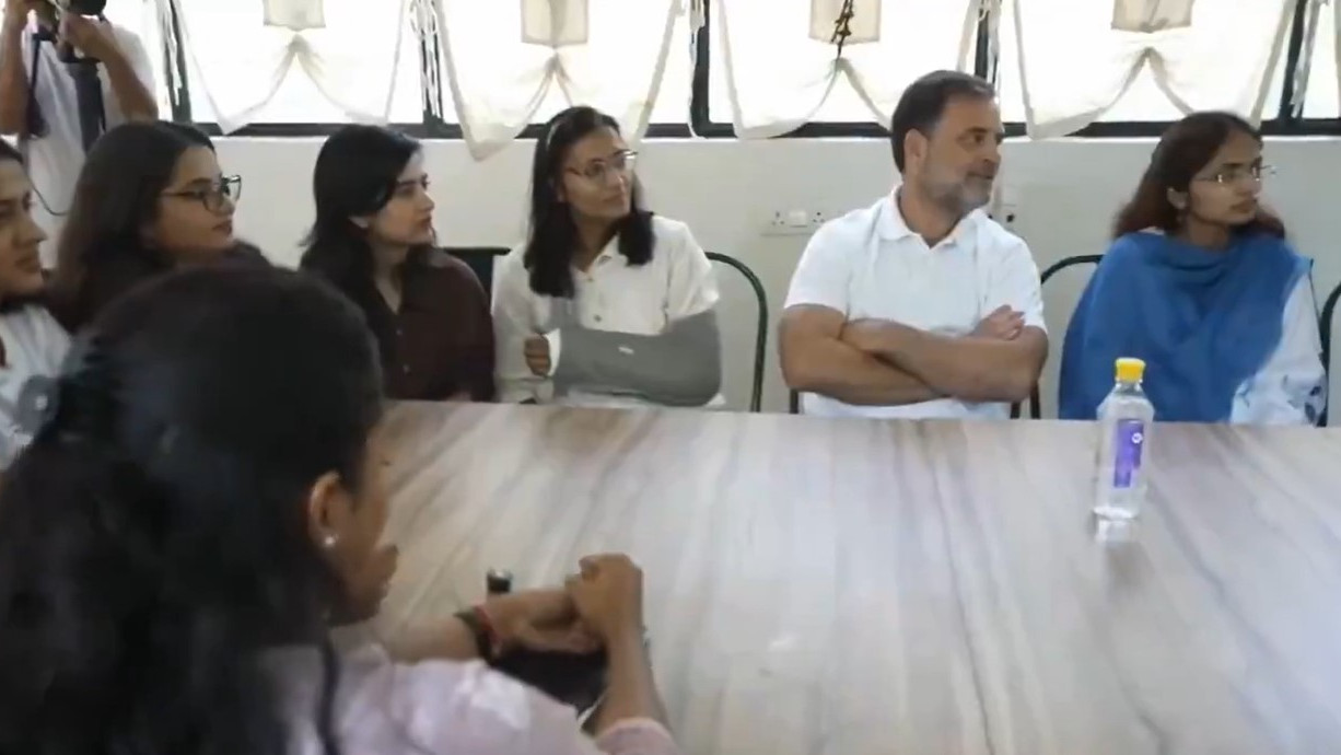 Rahul Gandhi Laughs at Students Risky Congress Party Answer