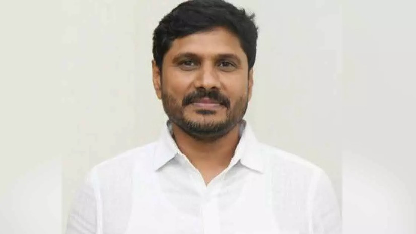 Pudi Srihari gets setback in Supreme Court