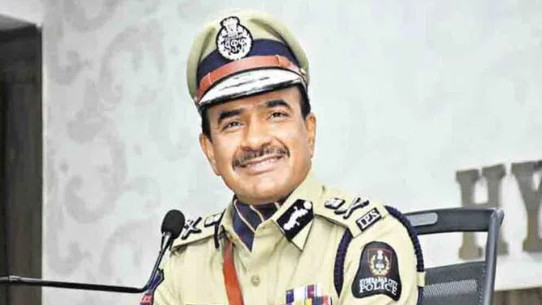 DGP CV Anand praises Ex DGP Sivadhar Reddy