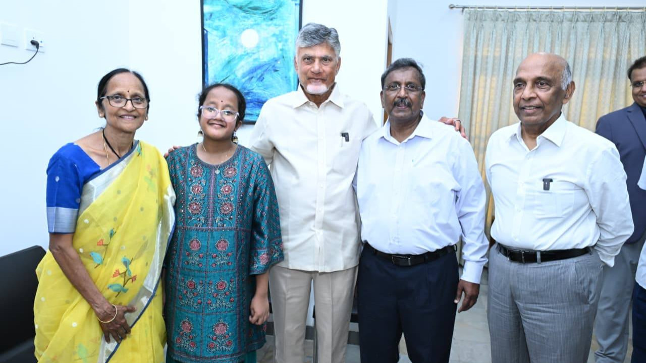 Chandrababu Naidu Appreciates Jasti Venkats Initiative for Society