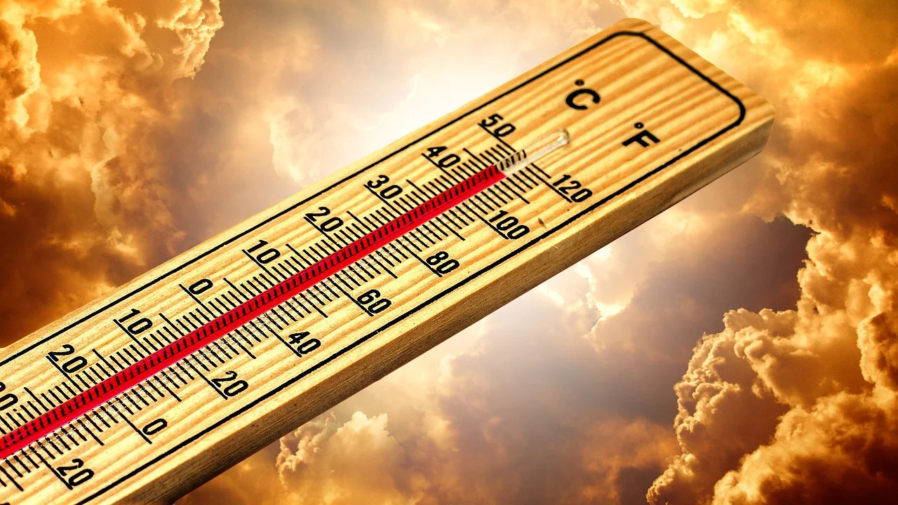Andhra Pradesh Heatwave Record 459 Degrees in Piduguralla