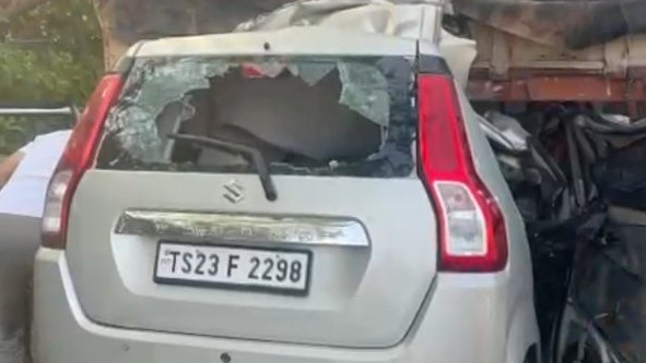 Six Killed in ORR Crash Near Shamshabad