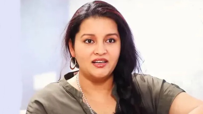 Renu Desai fires on dogs blood sales
