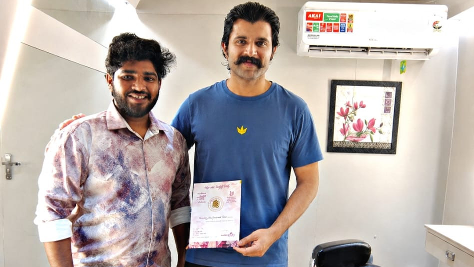 Vijay Deverakonda Receives Wedding Invitation from Fan