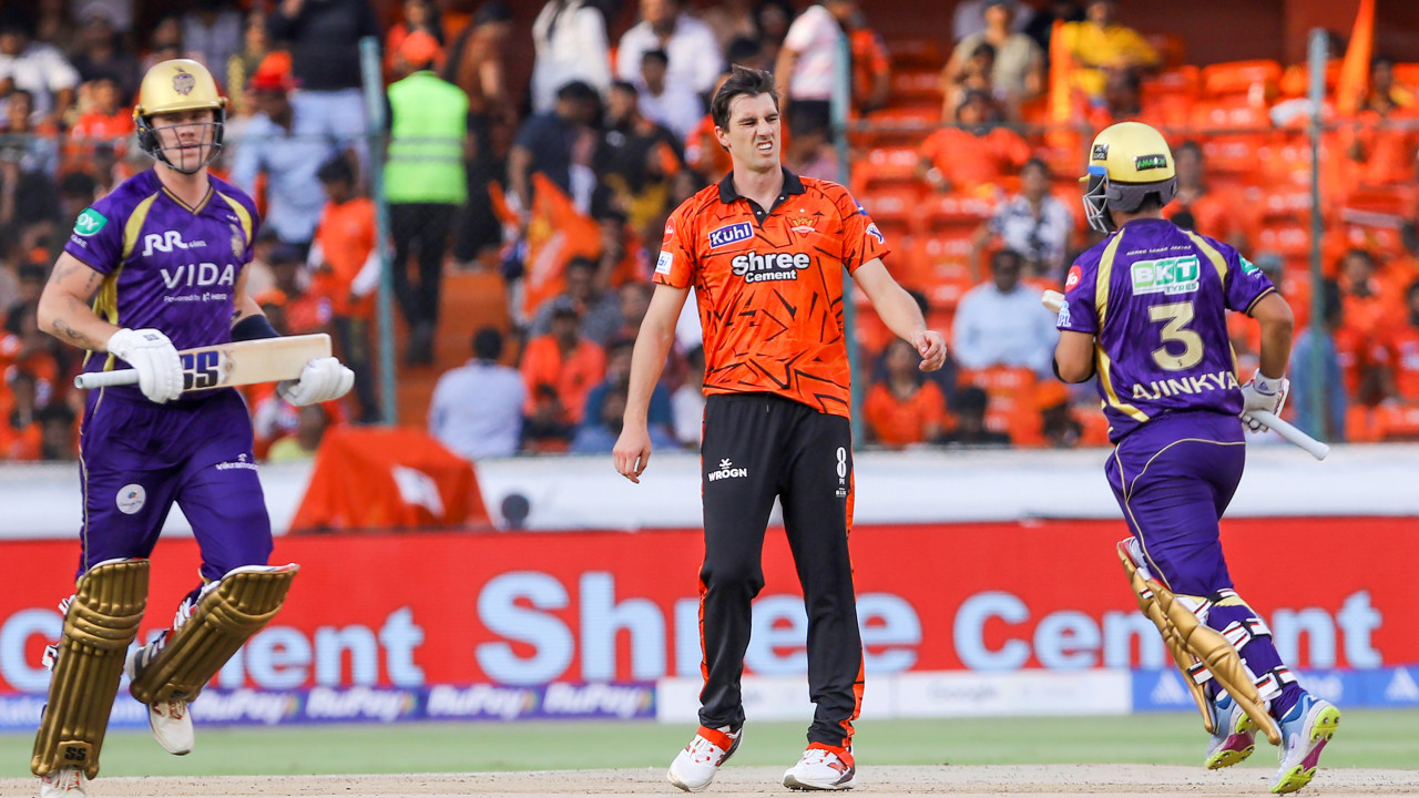 Sunrisers Hyderabad lost to KKR at home ground