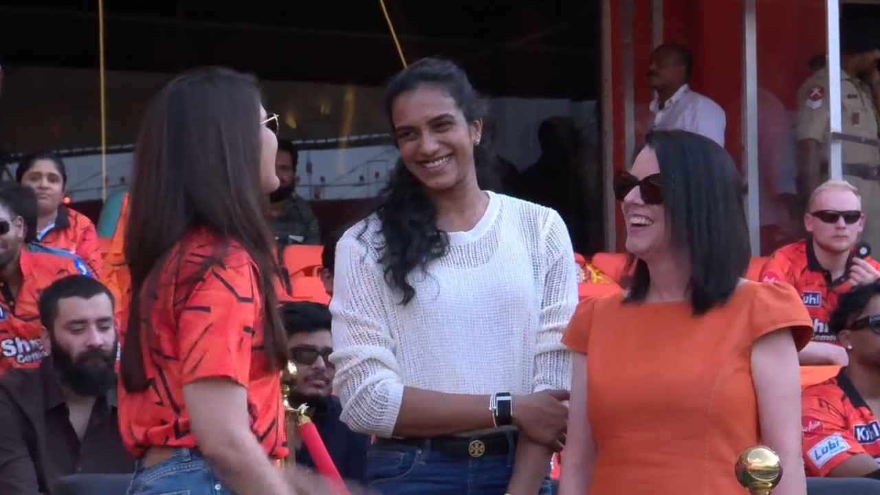 PV Sindhu Supports SRH with Husband at IPL Match