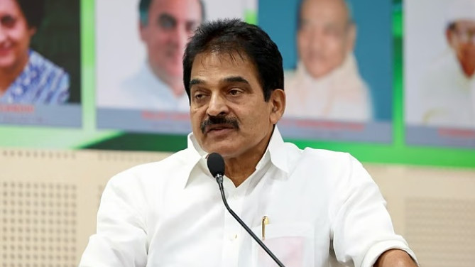 Kerala CM Race Three Leaders in Competition