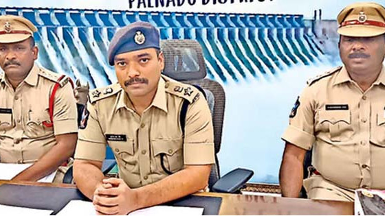 Karampudi Robbery Case Cracked Six Arrested