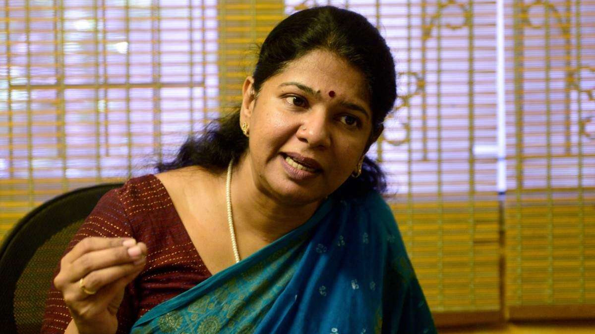 Kanimozhi Comments on Congress Alliance with TVK and Stalins Defeat