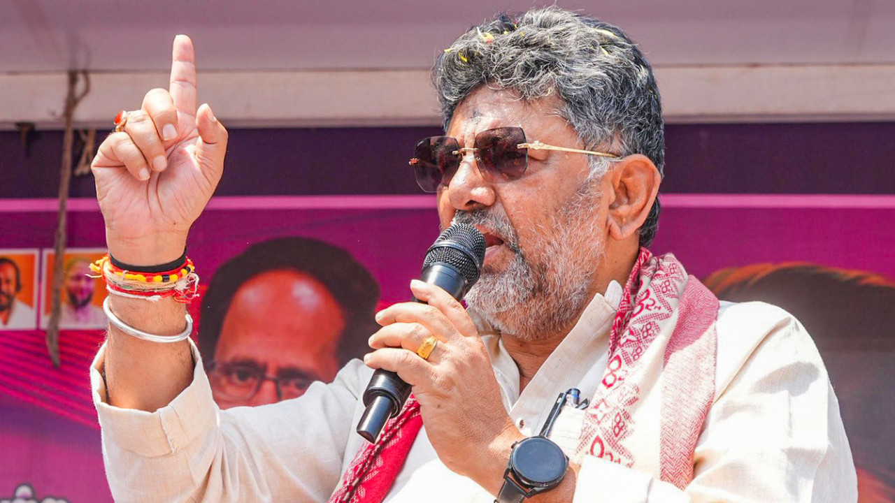DK Shivakumar Comments on Tamil Nadu Politics