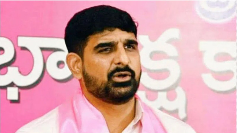 Koushik Reddy alleges murder attempt with a plan