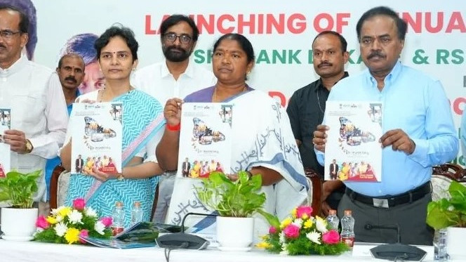 Seethakka announces increase in interest free loans for women in Telangana