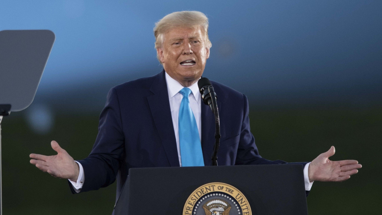 Donald Trump US Iran forces clash in Hormuz Strait