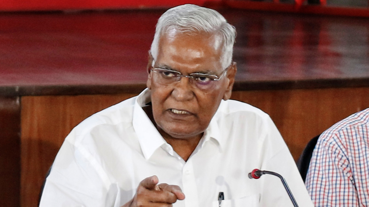 Vijays Government Left Parties to Support from Outside