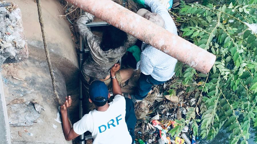Hydra Team Rescues Woman From Moosi River in Hyderabad