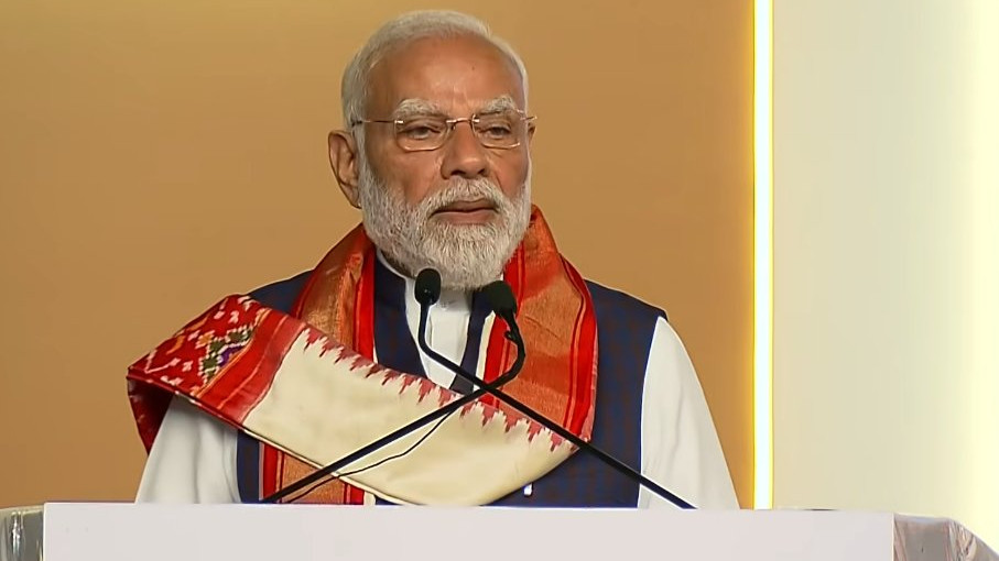 PM Modi Visits Pawan Kalyan at Hyderabad Residence