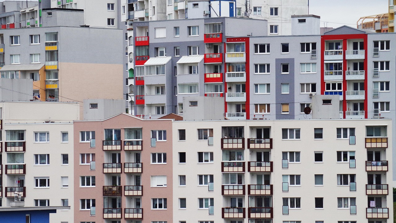 Real Estate Investments India vs USA Market Differences