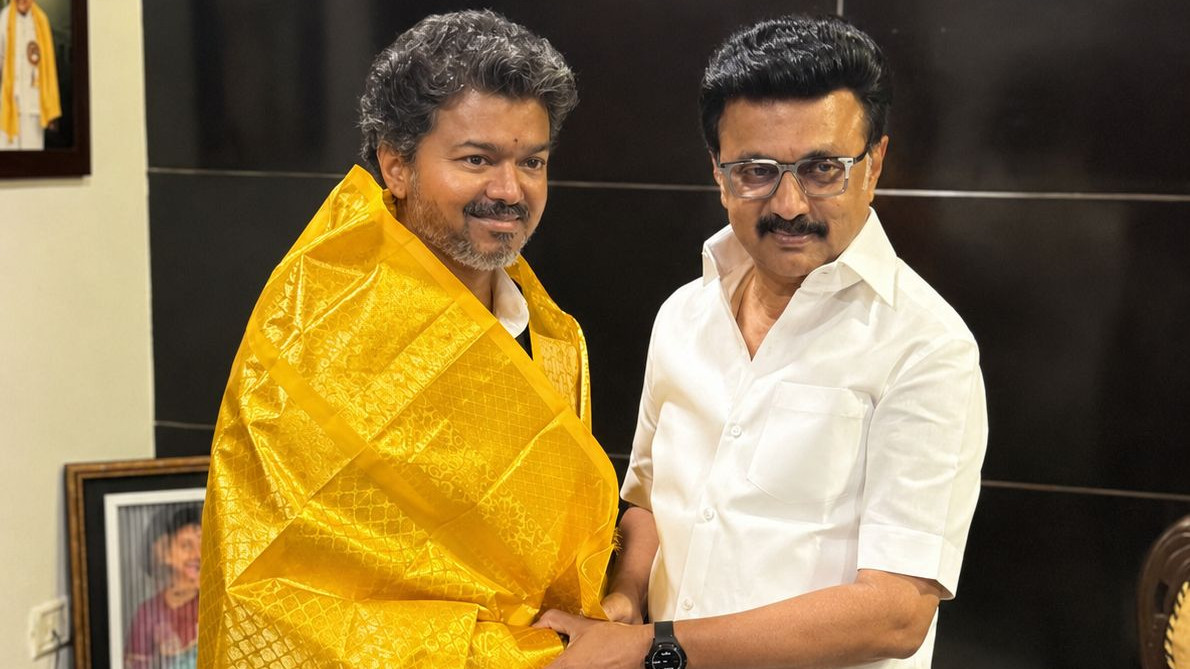 Vijay Visits MK Stalin at Chennai Residence