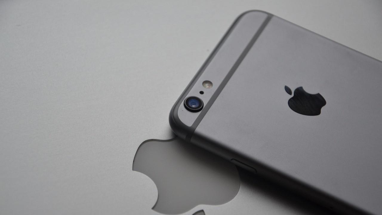 Apple Releases iOS 265 Update with New Features for iPhones