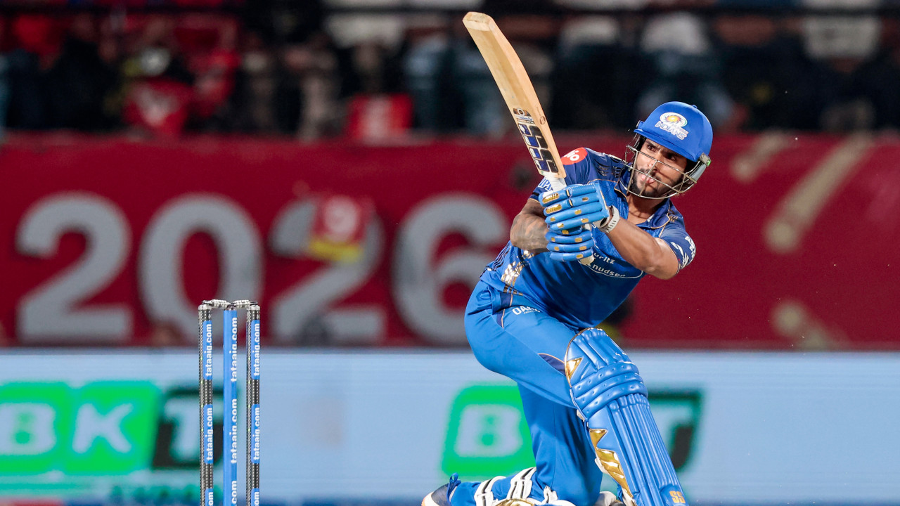Tilak Varmas Dynamic Batting Leads Mumbai to Thrilling Victory Over Punjab