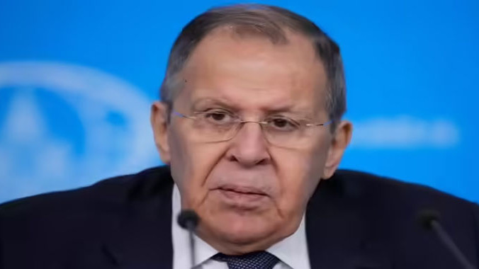 Russian Minister Sergey Lavrov Warns Journalist in Delhi