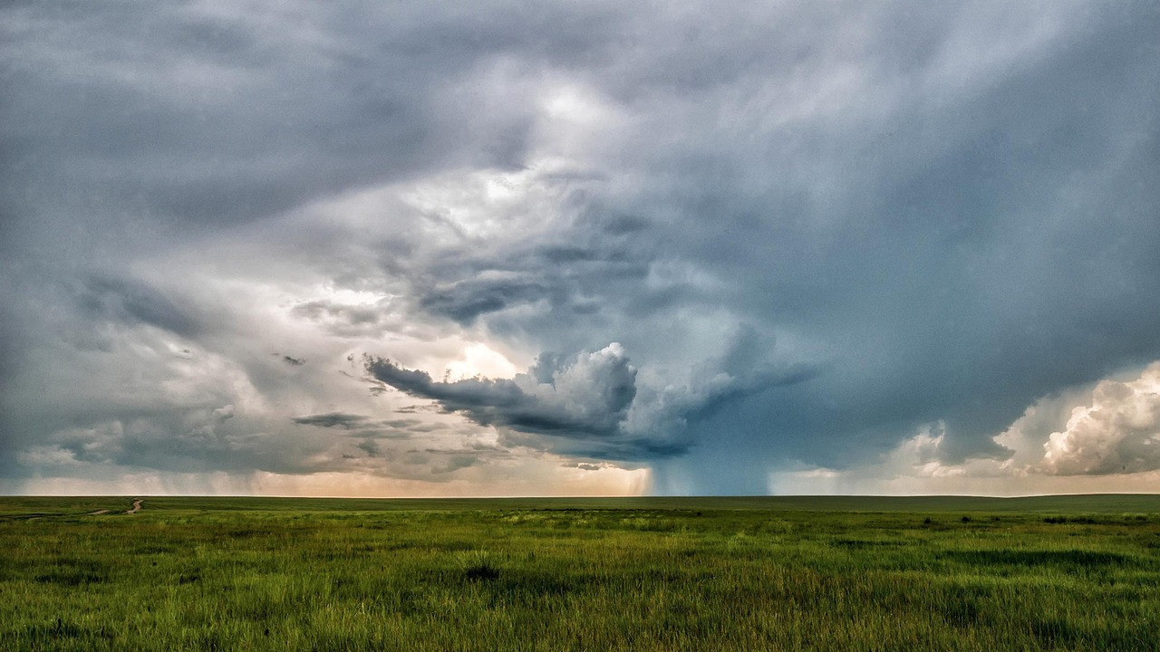 El Nino Threat Looms Over Early Southwest Monsoon in India