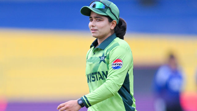 Fatima Sana sets new record in womens cricket