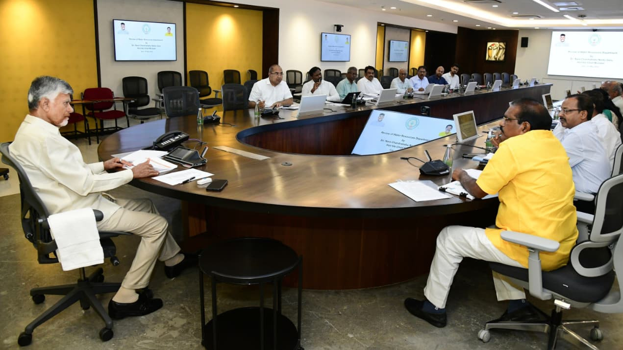 Chandrababu Naidu Reviews Irrigation Projects Adds 11 to Calendar