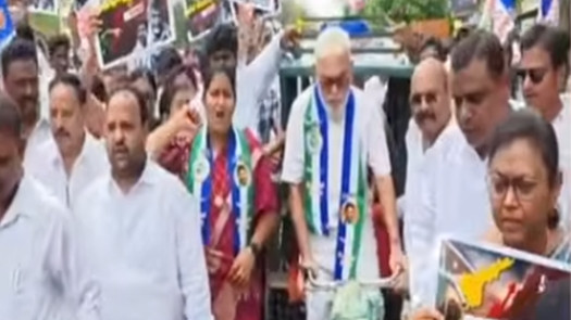 Ambati Rambabu Protests Petrol Price Hike by Pulling Rickshaw