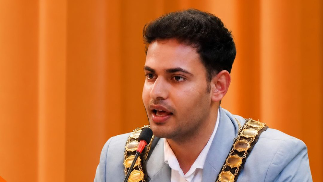 Tushar Kumar Becomes Youngest Indian Origin Mayor in UK