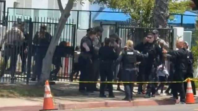 San Diego Shooting Teens Kill Three At California Mosque Then Commit Suicide