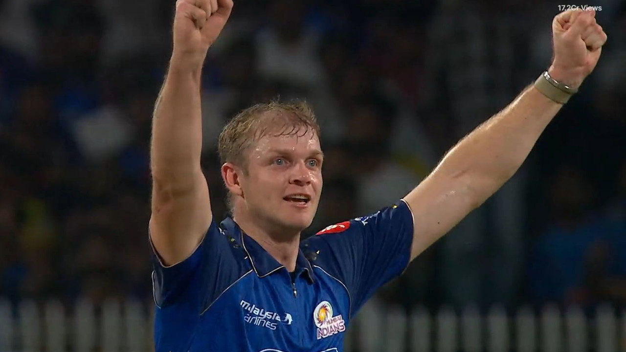 Mumbai Indians Target 148 Against Kolkata Knight Riders