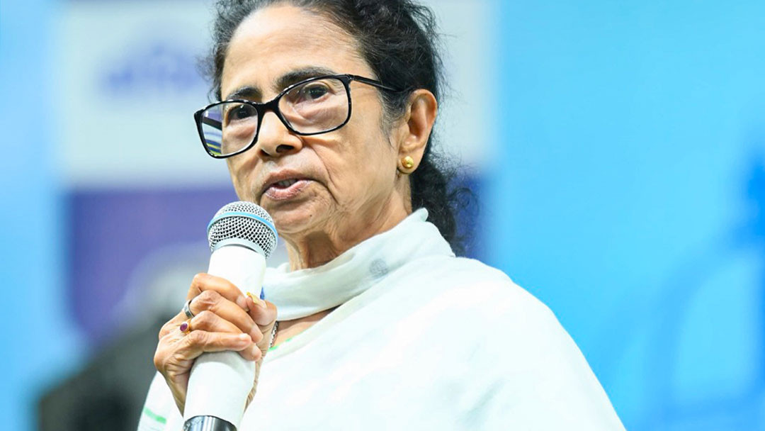 Mamata Banerjee Predicts BJPs Downfall in Delhi
