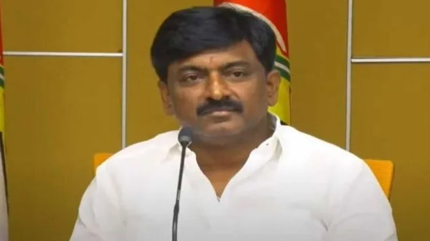 BTech Ravi Exposes YS Familys History of Murders and Defeats
