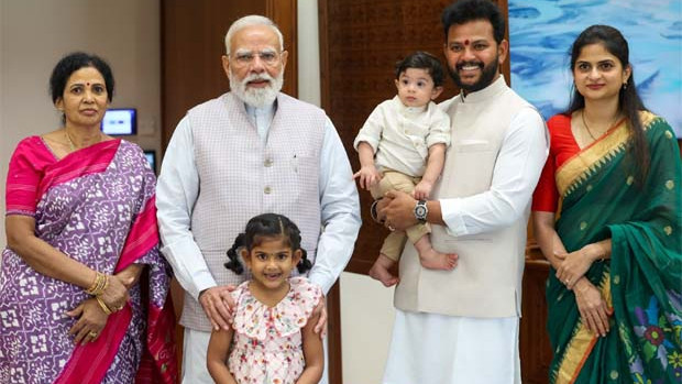 PM Modi Praises Ram Mohan Naidus Work to His Mother