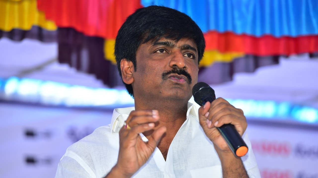 B Tech Ravi Criticizes YS Jagan Family History