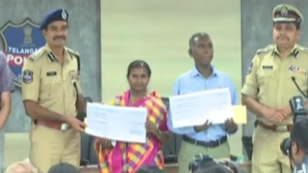 Pasunuri Narahari Surrenders After 45 Years DGP CV Anand Details