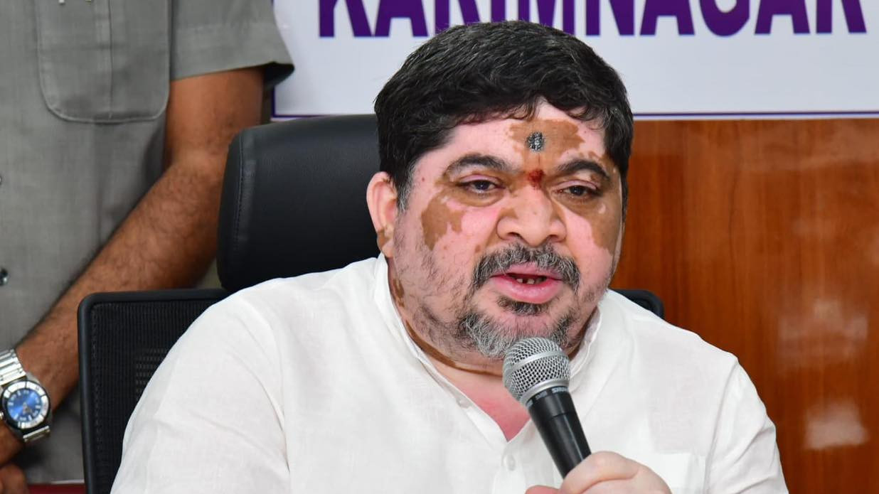 RTC Driver Reinstated Following Ponnam Prabhakars Order