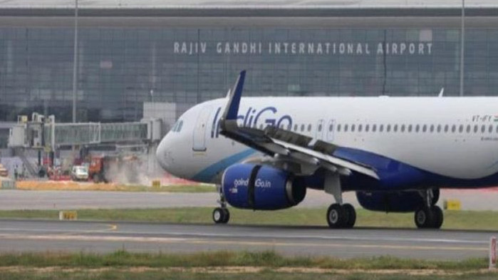 Indigo Flight Emergency Landing at Shamshabad Airport