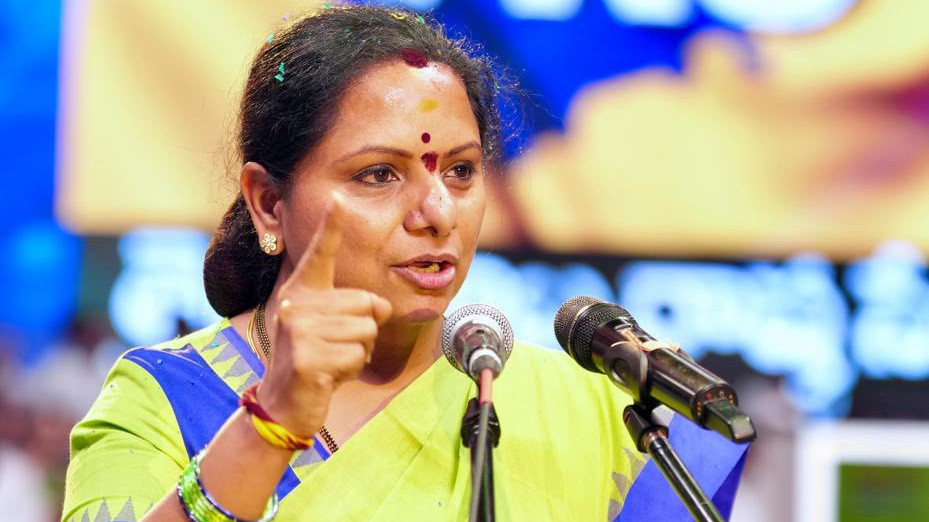 Kavitha Demands Official Announcement on Free Electricity for Farmers