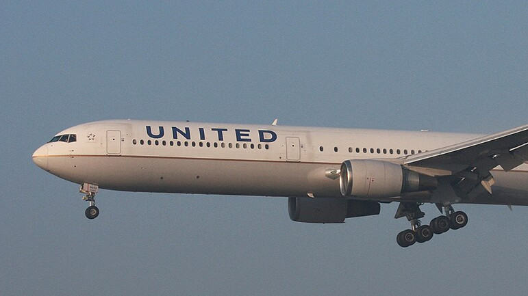 United Airlines Flight Makes UTurn After Bomb Bluetooth Scare