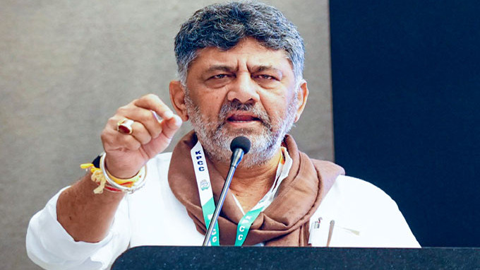 DK Shivakumar Says Injustice to RCB Fans Over Final Venue